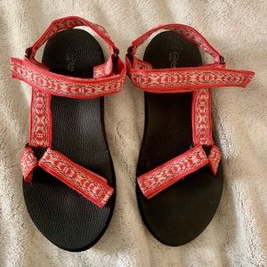EUC Women’s Comfort Sole sandals